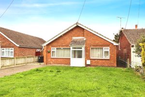 Station Road Alresford- click for photo gallery